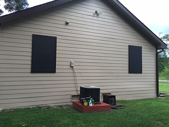 2nd image of 29606 Aberdeen Dr