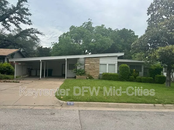 3104 Medina Ave, Fort Worth, TX 76133