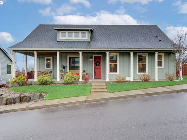 708 E Tanoak Ave, La Center, WA 98629