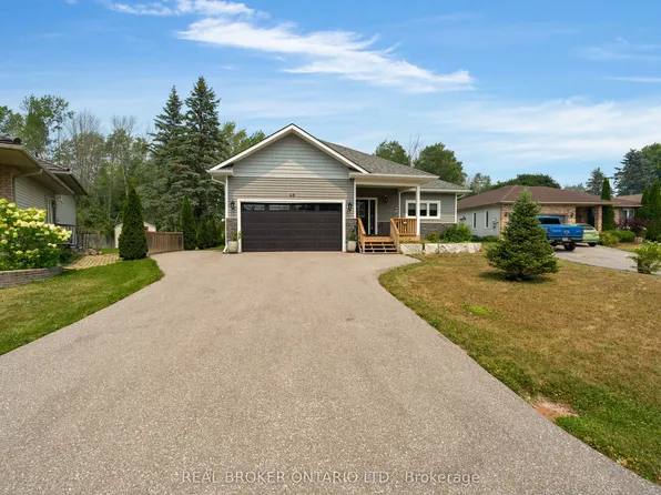 46 Brick Pond Rd, Severn, ON L0K 1E0