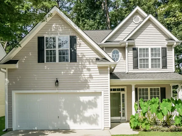 8137 Marshall Brae Dr, Raleigh, NC 27616