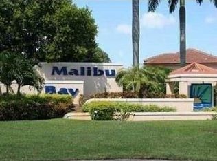 20867 NW 2nd St, Hollywood, FL 33029