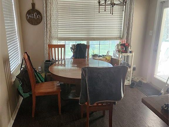 4th image of 8550 Desert Oak Ct