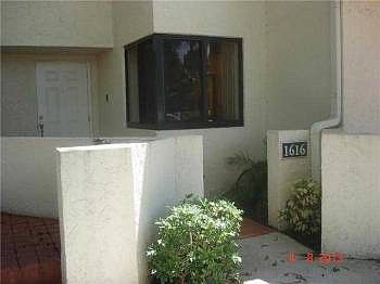 4th image of 1616 NW 81st Way