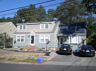 62 Beacon St, Lawrence, MA 01843