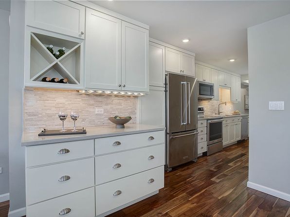 909 Logan St APT 1B