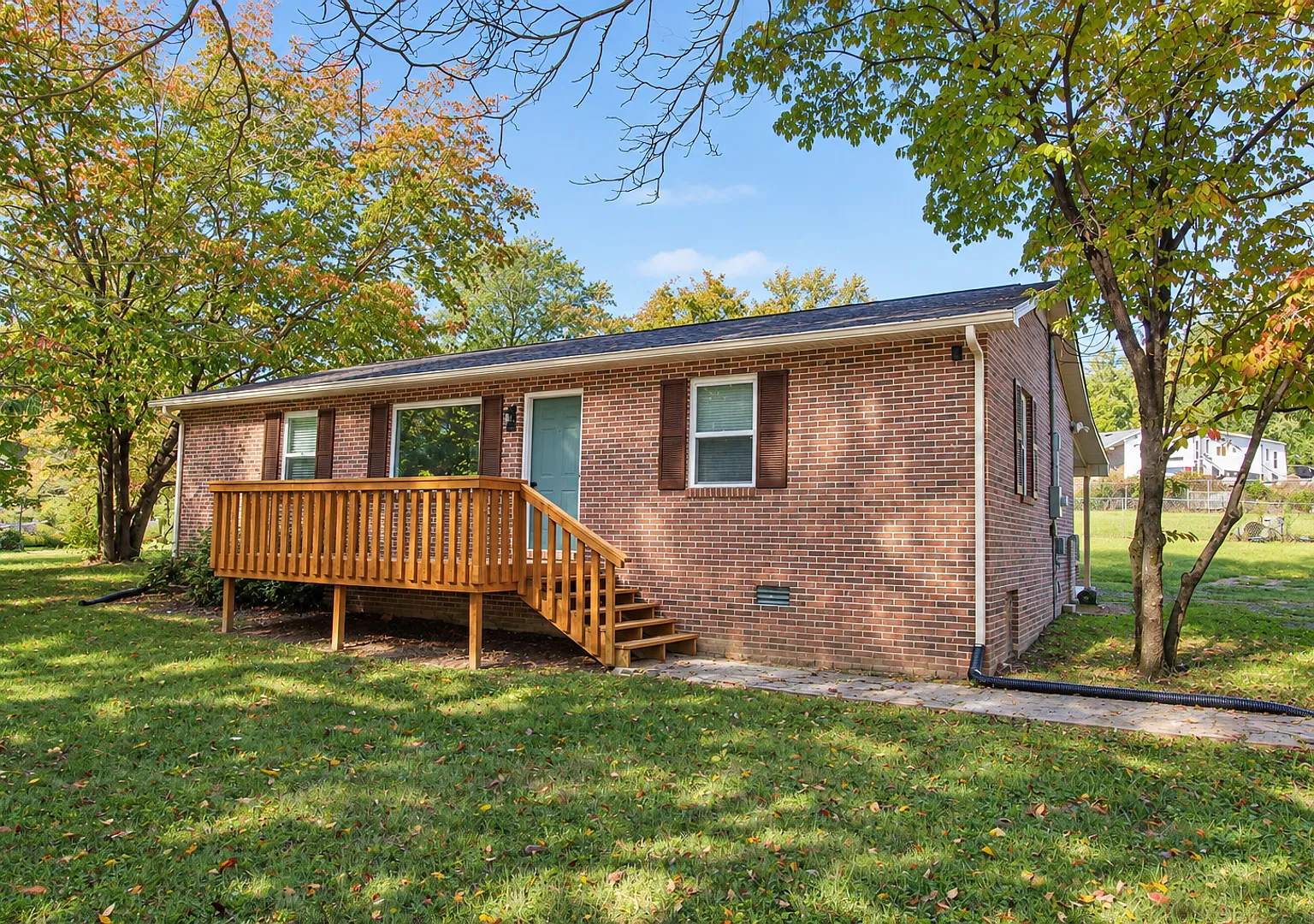 3-Bedroom Cookeville Home with Sunroom, Vaulted Ceilings & Carport — Photo 1