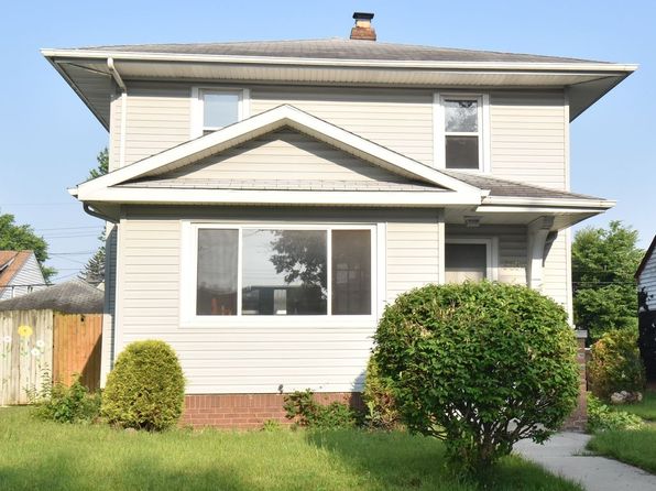 913 Bellevue Ave