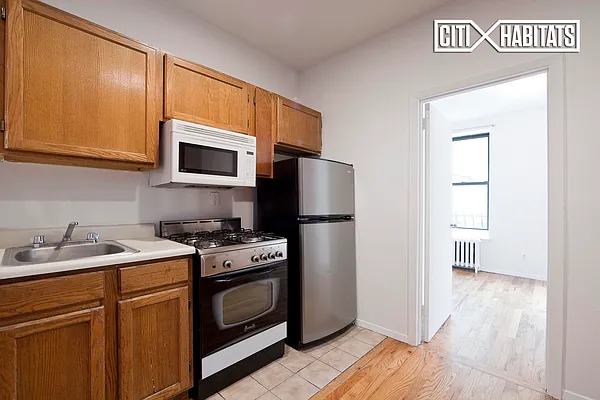 Rented by Citi Habitats | media 12