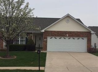 7 Arborgate Dr, Saint Peters, MO 63376