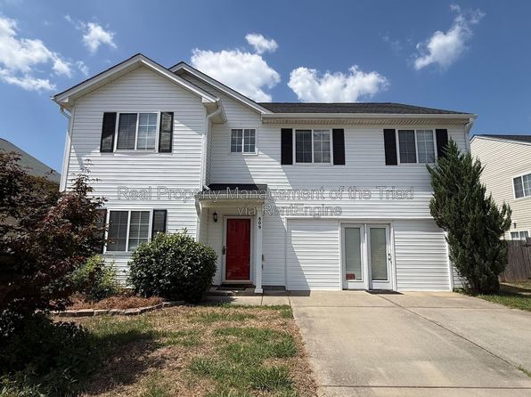 809 Topsail Dr