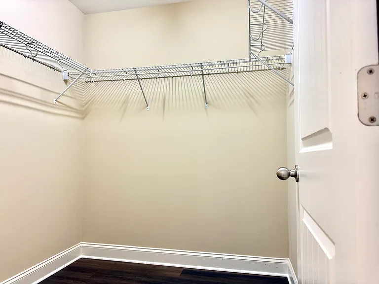 241 Sweet Violet Dr — Photo 32