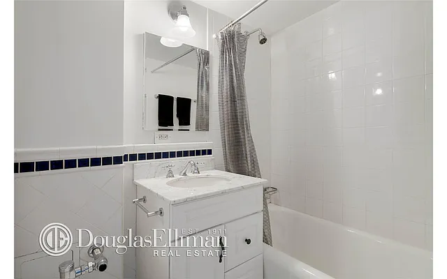 Sold by Douglas Elliman | media 28