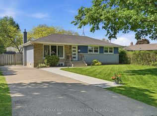 11 Brucedale Ave, Saint Catharines, ON L2M2Z4