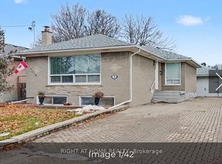 7 Margrath Pl, Toronto, ON M9C4L1