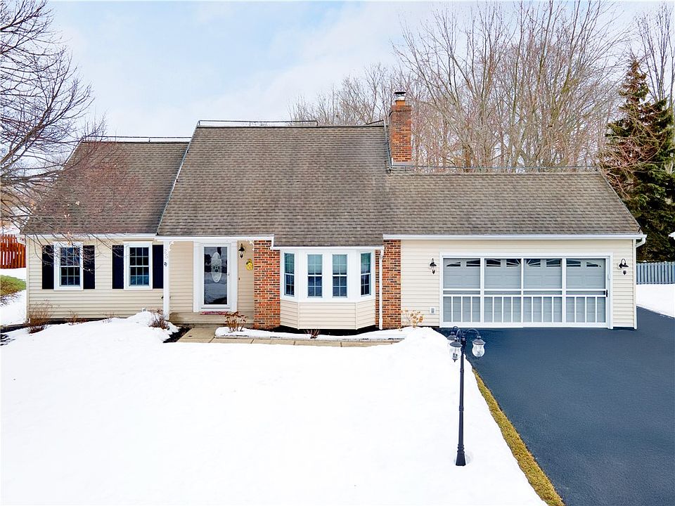 1st image of 25 Carter Dr