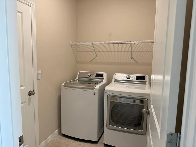 5740 Woodland Sage Dr — Photo 51
