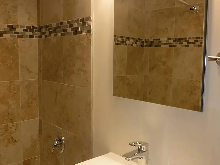 312 Custer Ave #2 — Photo 13