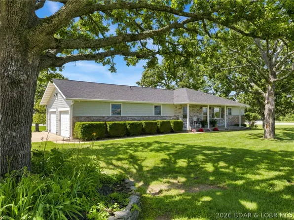1338 Elliott Dr, Macks Creek, MO 65786