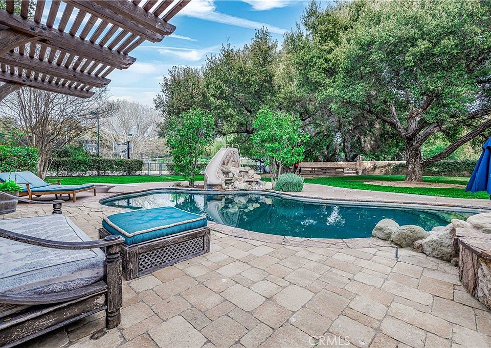 21071 Placerita Canyon Rd, Santa Clarita, CA 91321 Zillow