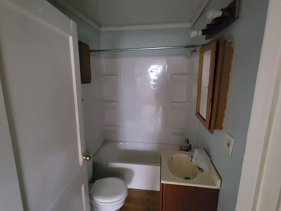 4th image of 1022 N 24th St