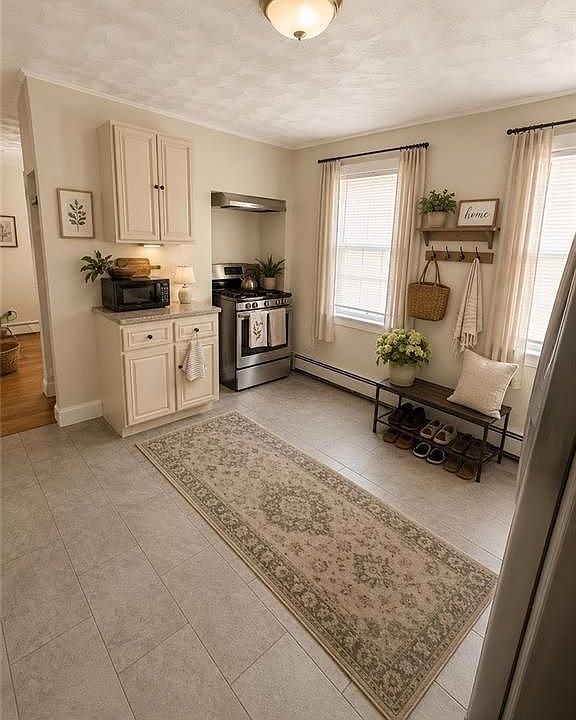 1st image of 15 Monticello St #1R