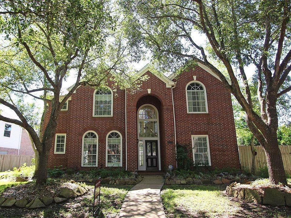 1st image of 1011 Burchton Dr