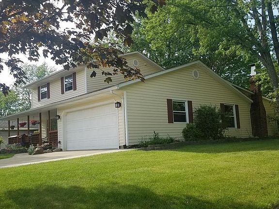 3rd image of 26326 Kingswood Dr