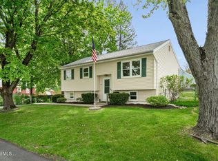 28 Corliss Avenue, East Greenbush, NY 12144
