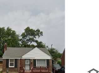 20543 Moross Rd, Grosse Pointe, MI 48224