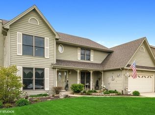 2821 Breckenridge Cir, Aurora, IL 60504