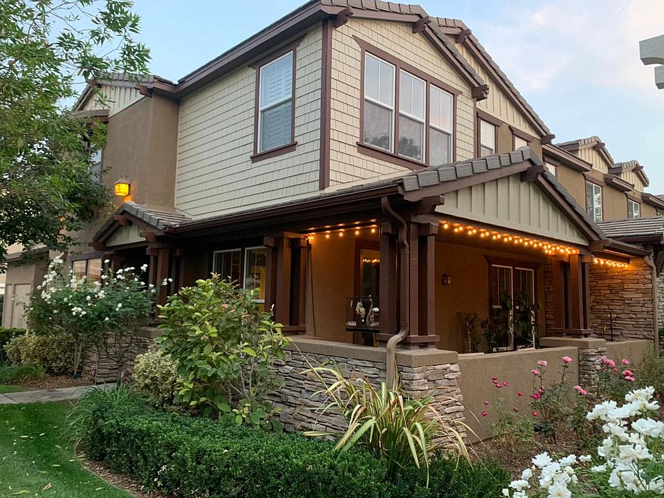 1st image of 28541 Pietro Dr