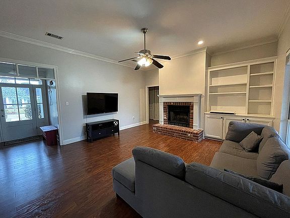 3rd image of 36416 Manchac Crossing Ave