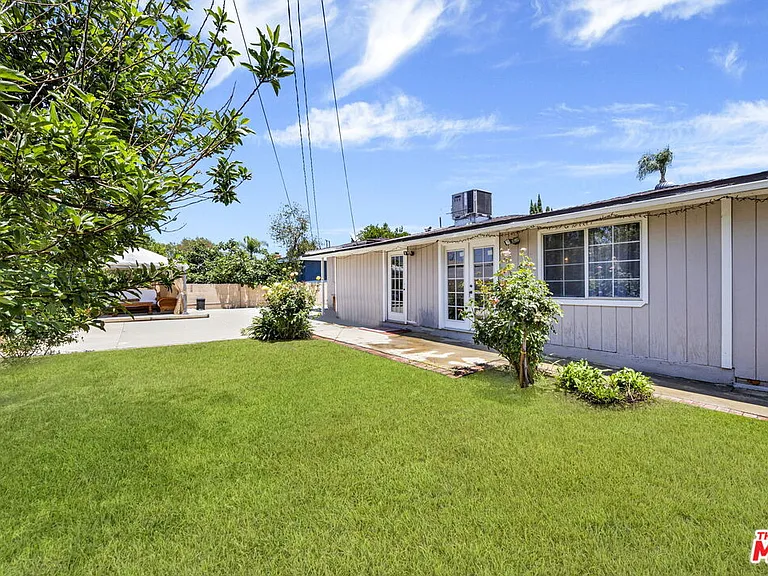 10109 Gloria Ave — Photo 28