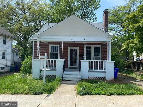 608 N Fillmore St, Arlington, VA 22201