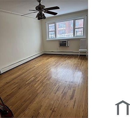 Building Photo 4