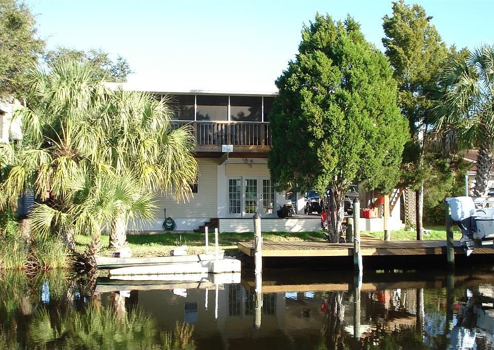 2nd image of 11654 W Gregory Ct