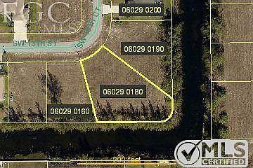 2nd image of 1800 SW 13th St