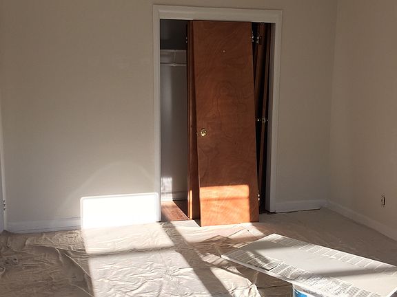 5th image of 3955 51st St
