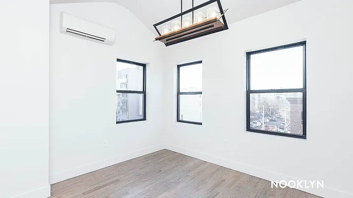 Rented by Nooklyn NYC LLC | media 15