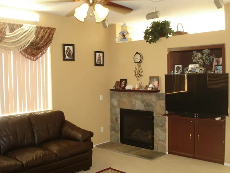 29454 Shannon Ct — Photo 3