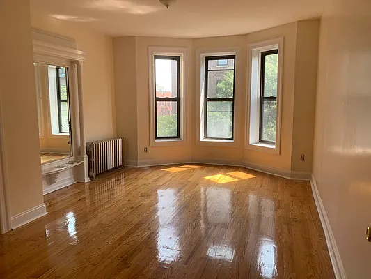 Rented by Yup Realty LLC | media 16