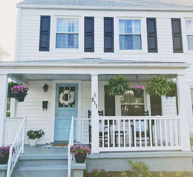811 Charlotte St — Photo 3