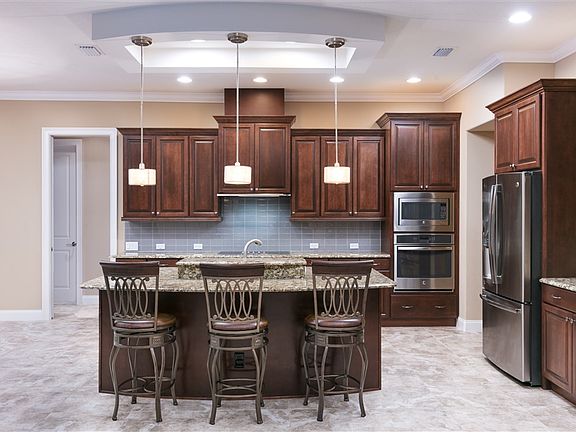 4th image of 2851 Emeldi Ln