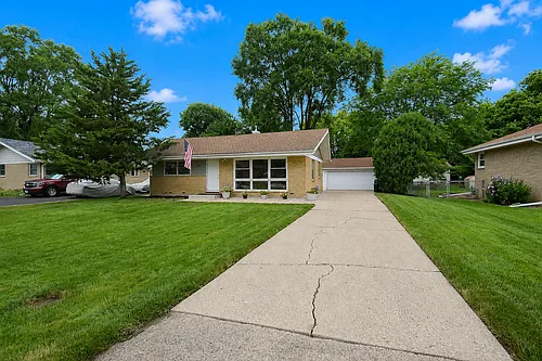 1802 Fairfield Rd Photo 1