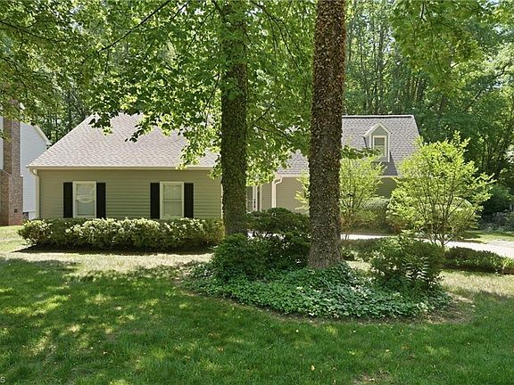 2nd image of 106 Forestview Dr