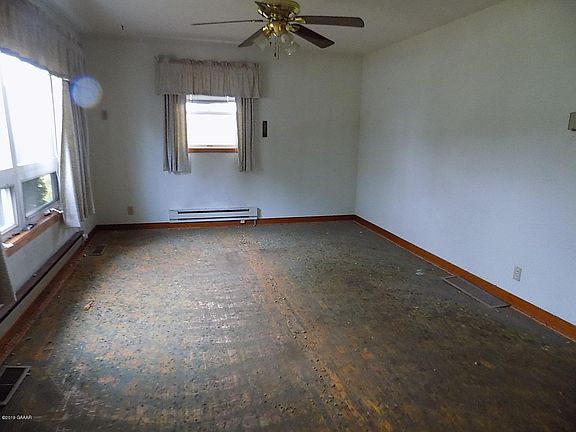 5th image of 408 1st St N