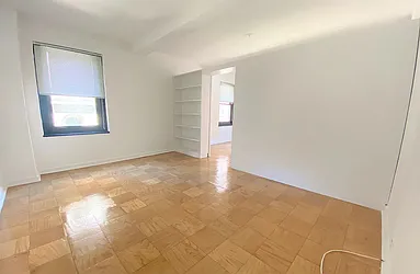 Rented by Manhattan Realty Group