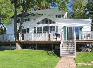 34729 Elm St, Oconomowoc, WI 53066
