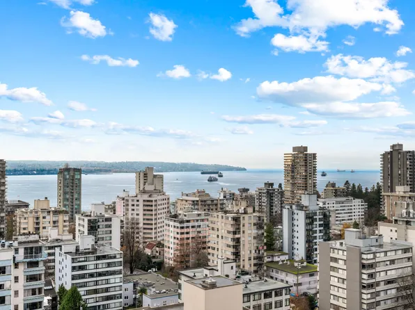 1816 Haro St #2004, Vancouver, BC V6G 2Y7